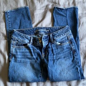 American Eagle cropped jean